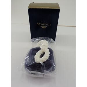 Avon Men's MESMERIZE Soap on a Rope, 5 oz Bar, New & Sealed. Discontinued